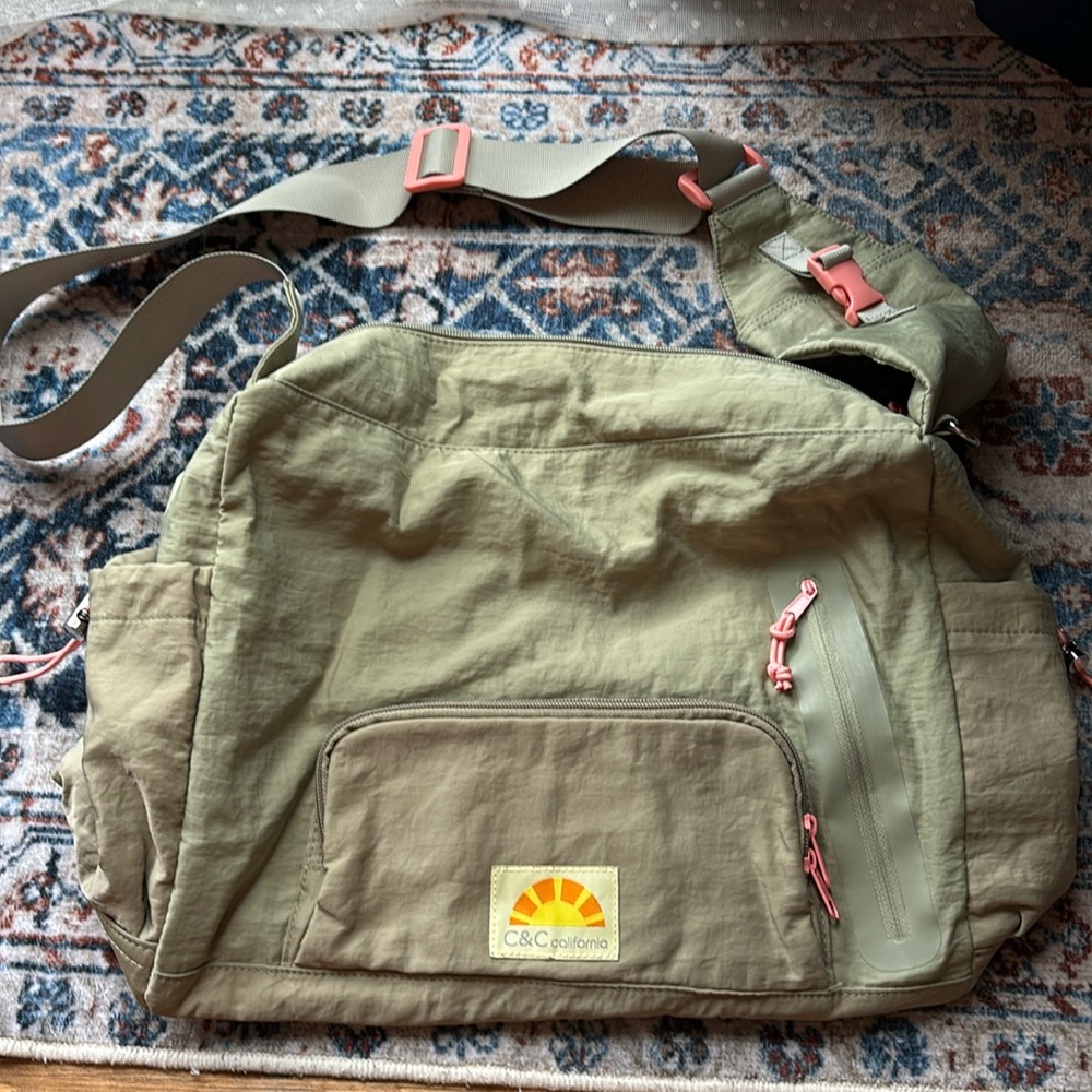 C&C California large messenger bag